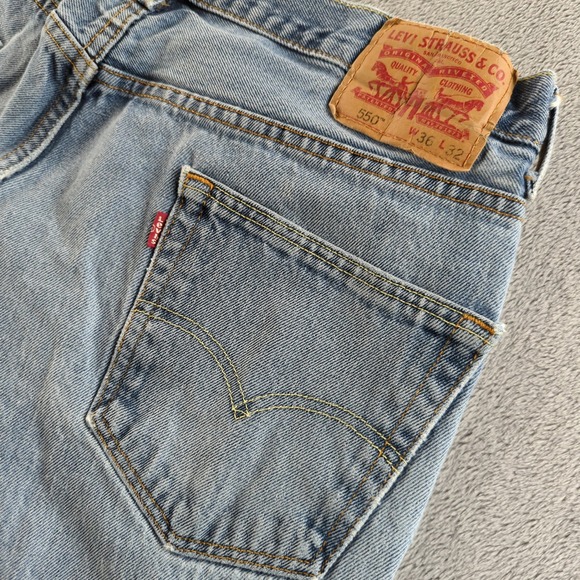 Levis 550 Jeans Mens 36x30* Blue Light Wash Ripped Grunge Baggy Punk Skater - Picture 4 of 12